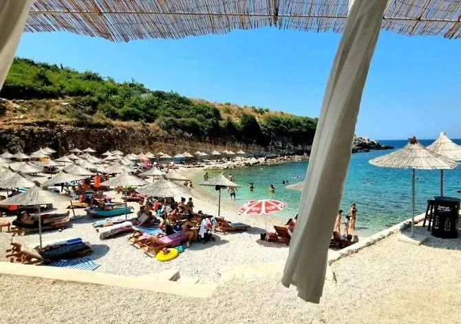 Teli'S Apartments Sarandë